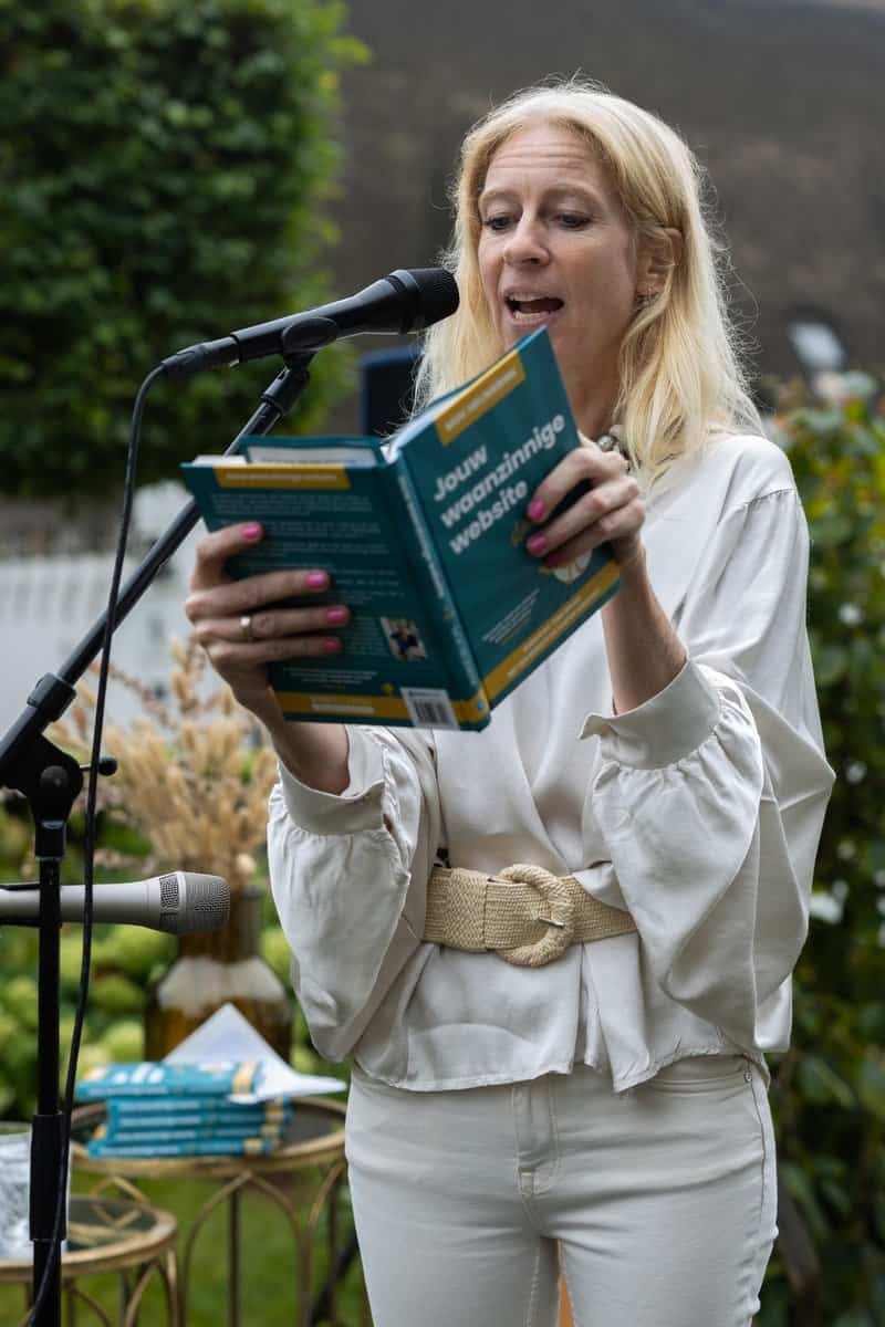 Boekpresentatie-Jouw waanzinnige-website-Mok-3x2